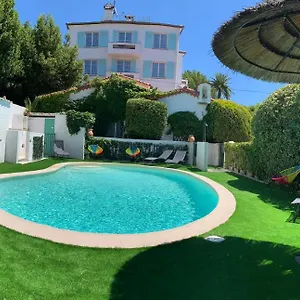 https://le-pre-catelan.fr-provencehotel.com