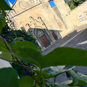 https://le-donjon-de-la-roquette.fr-provencehotel.com